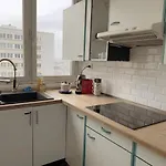 Charme Vue & Parking Appartement Parijs